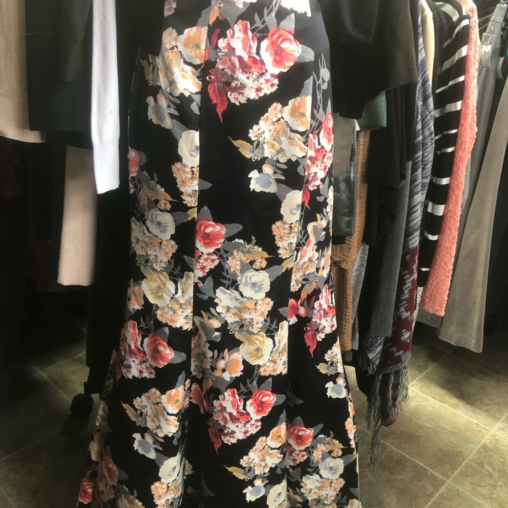 Blonde Nites xs formal floor length skirt